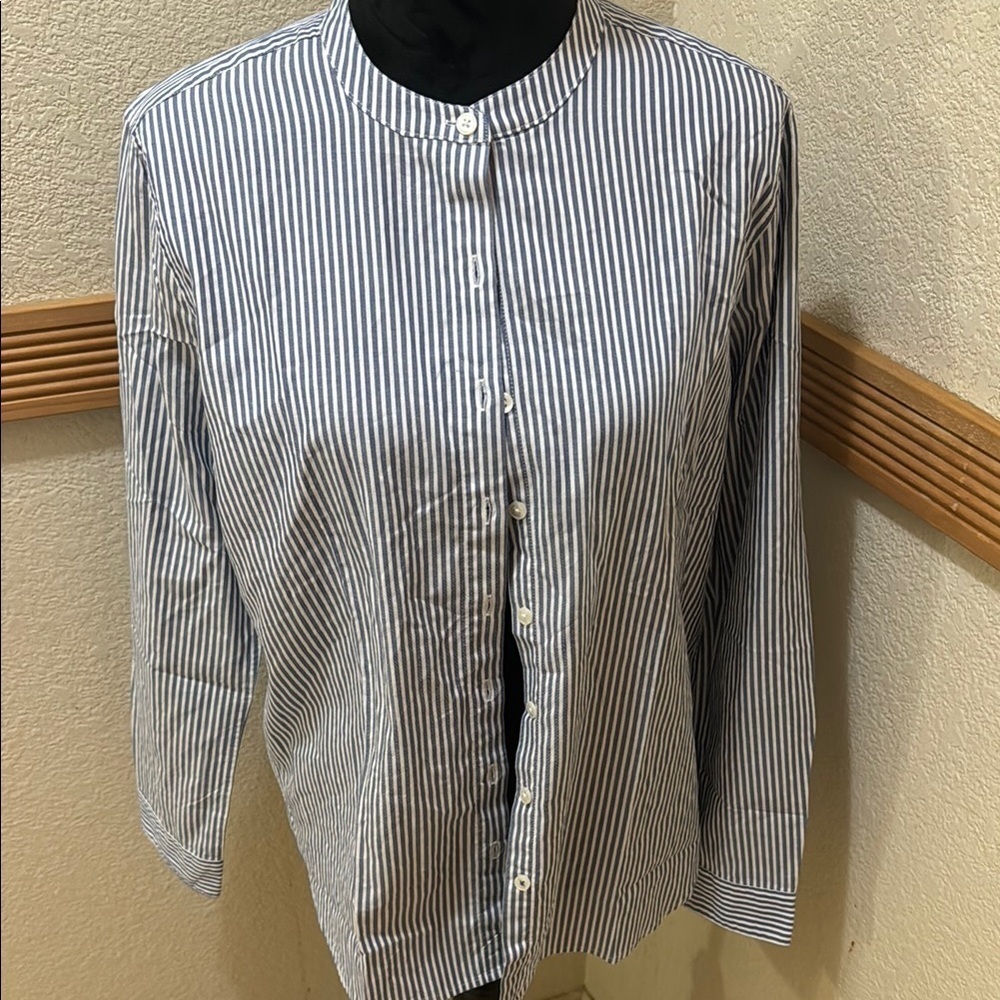 Cargo Crew Women  Will Collarless Blue & White Striped Button Down Shirt Size 12 - Picture 2 of 12